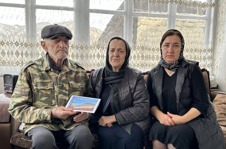 Поздравили ветерана с юбилеем